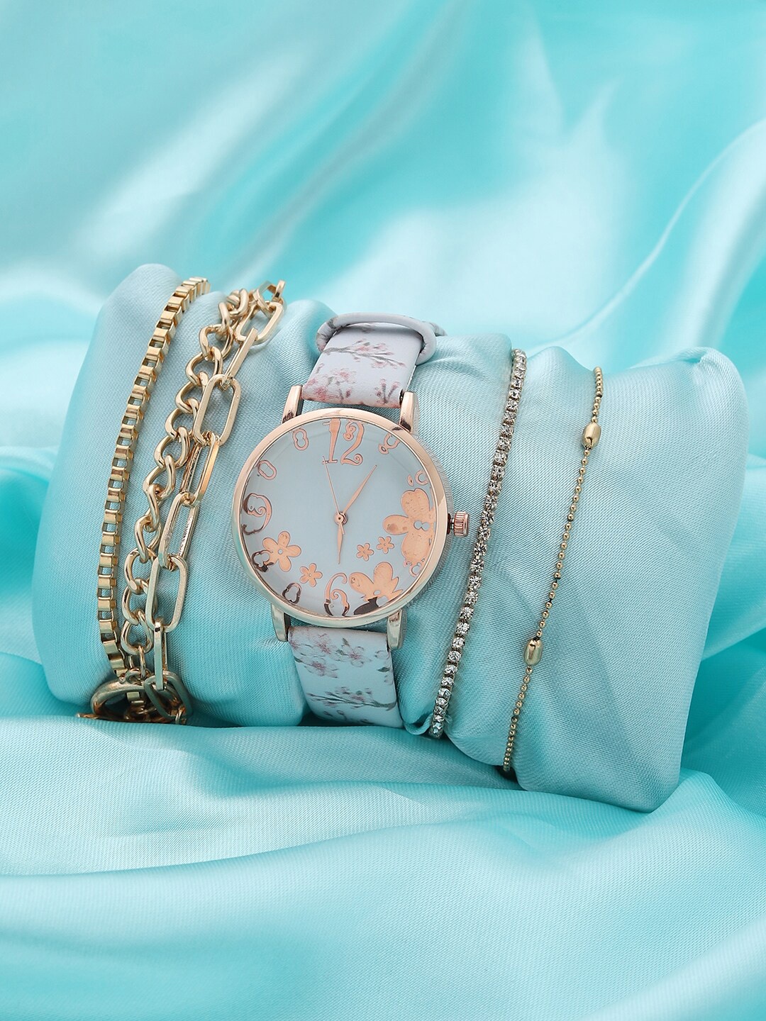 

HAUTE SAUCE by Campus Sutra Women Gold-Toned & White Watch Gift Set, Blue