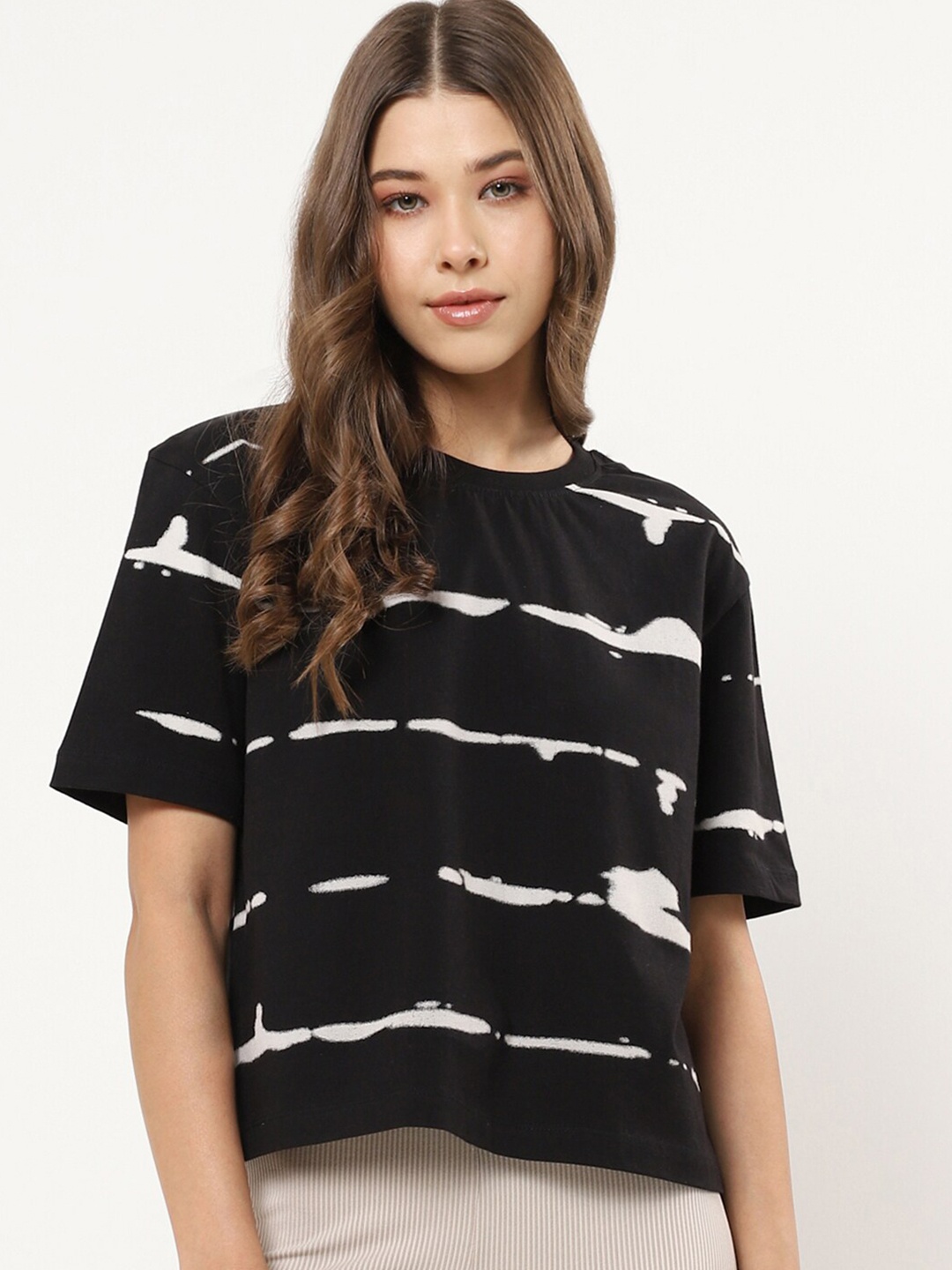

Bewakoof Women Black Printed Boxy Top