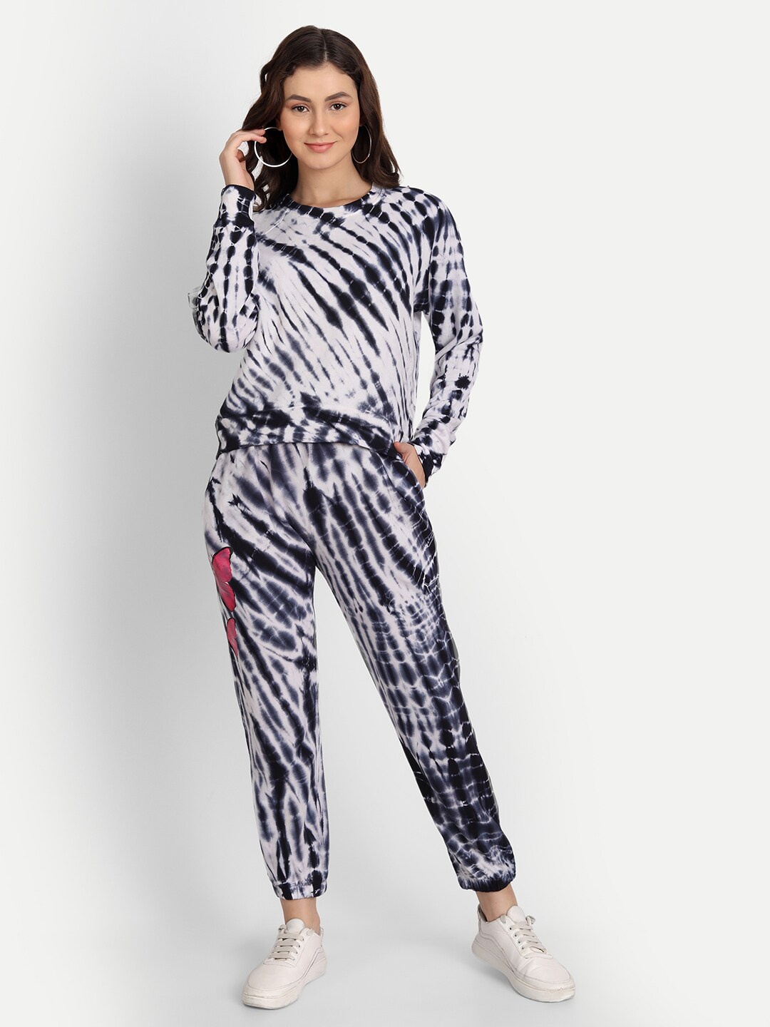 

iki chic Women Blue & White Round Neck Oversized Tie-Dye Printed Cotton Jogger Set