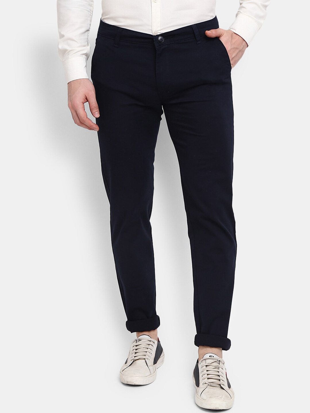 

V-Mart Men Navy Blue Solid Easy Wash Chinos