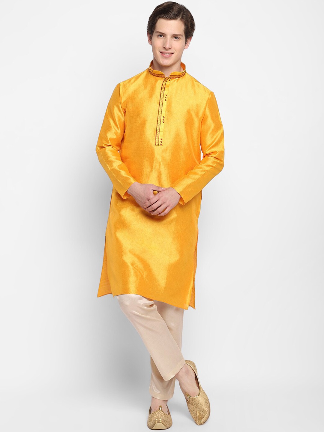 

DEVOILER Mandarin Collar Long Sleeves Silk Kurta, Yellow