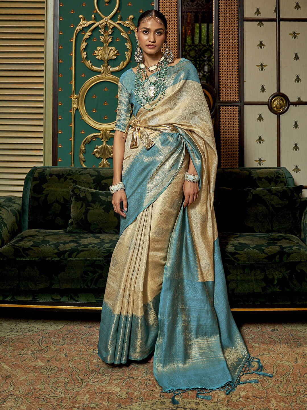 

Mitera Cream-Coloured & Blue Ethnic Motifs Zari Silk Blend Banarasi Saree