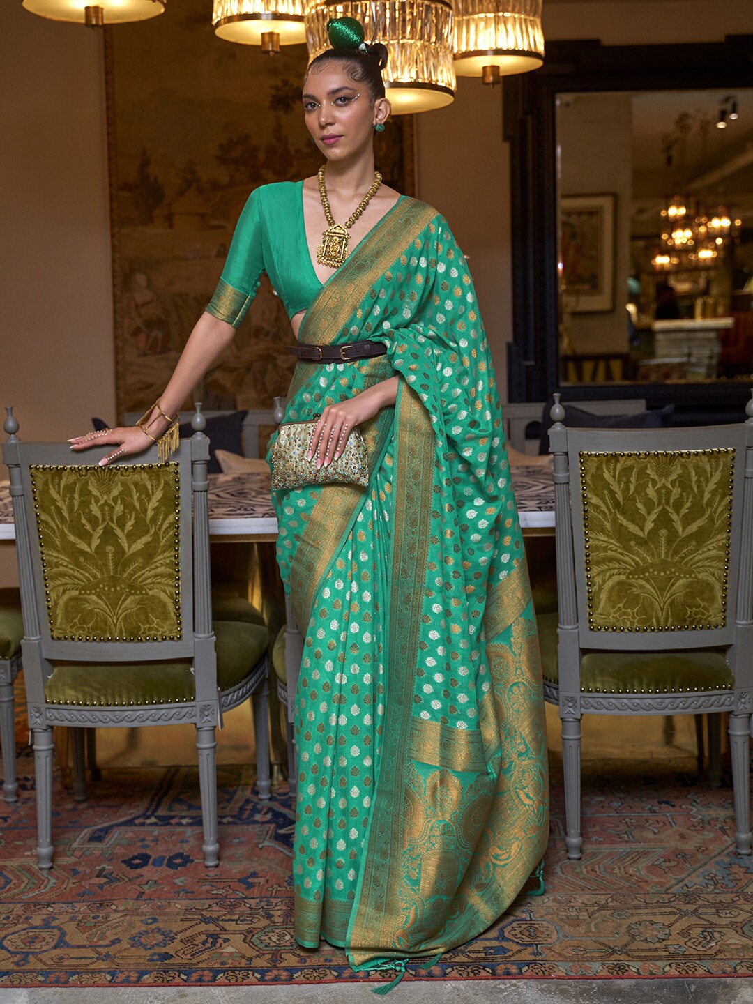

Mitera Sea Green & Gold-Toned Woven Design Zari Silk Blend Banarasi Saree