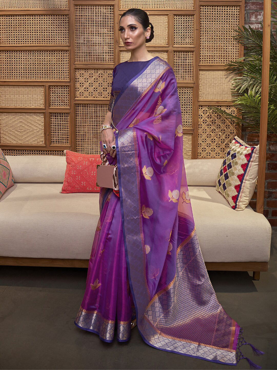 

Mitera Purple & Gold-Toned Floral Zari Organza Bagh Saree