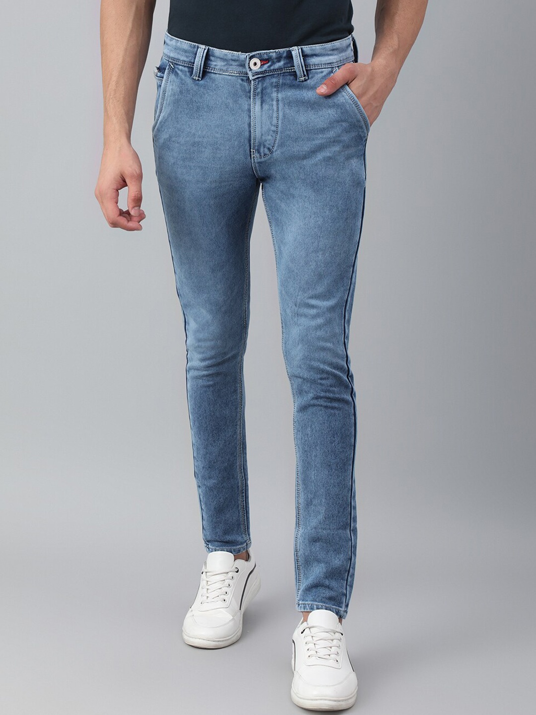 

Code 61 Men Blue Skinny Fit Low-Rise Bleached Stretchable Jeans