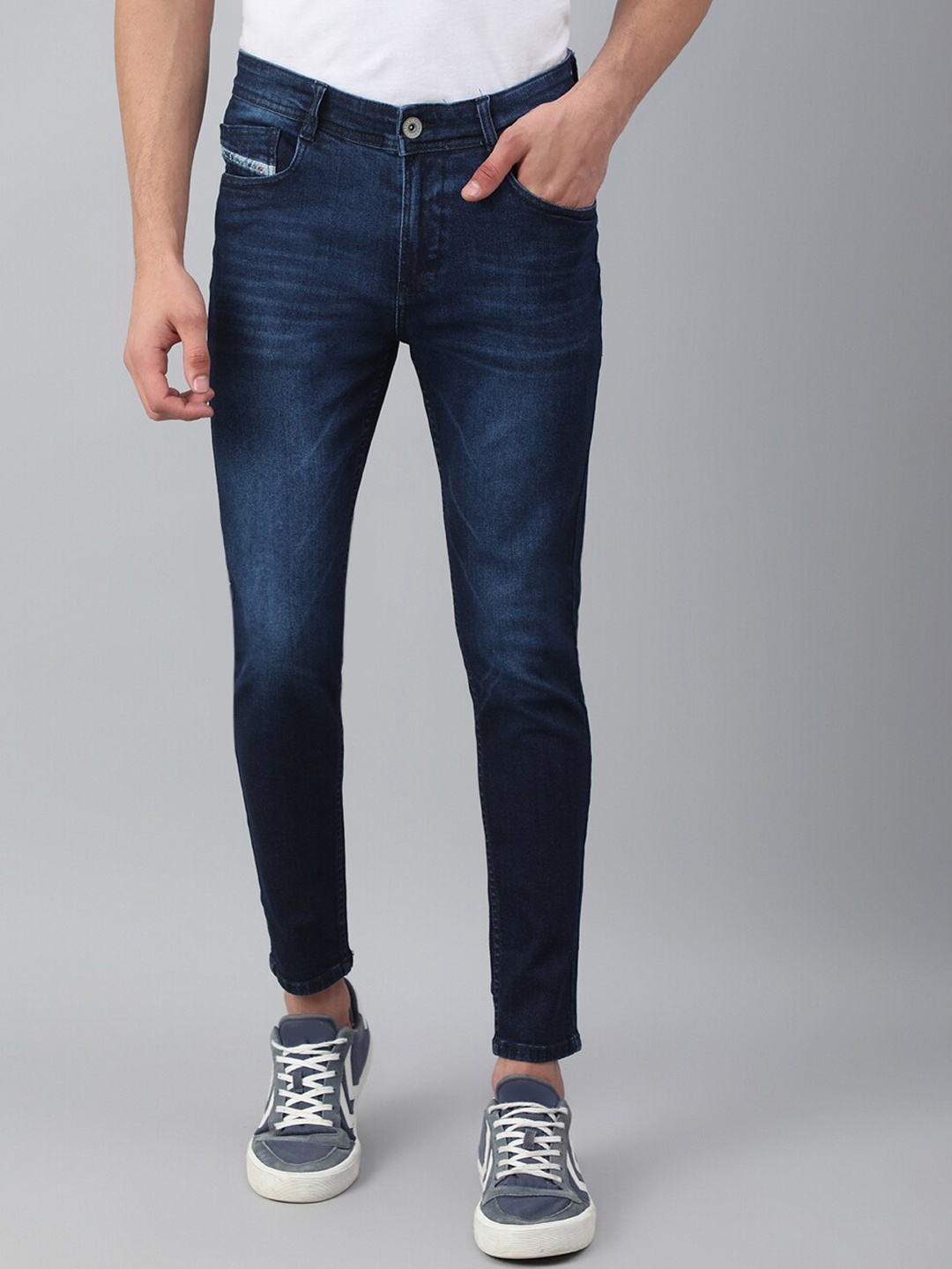

Code 61 Men Navy Blue Skinny Fit Low-Rise Light Fade Stretchable Jeans