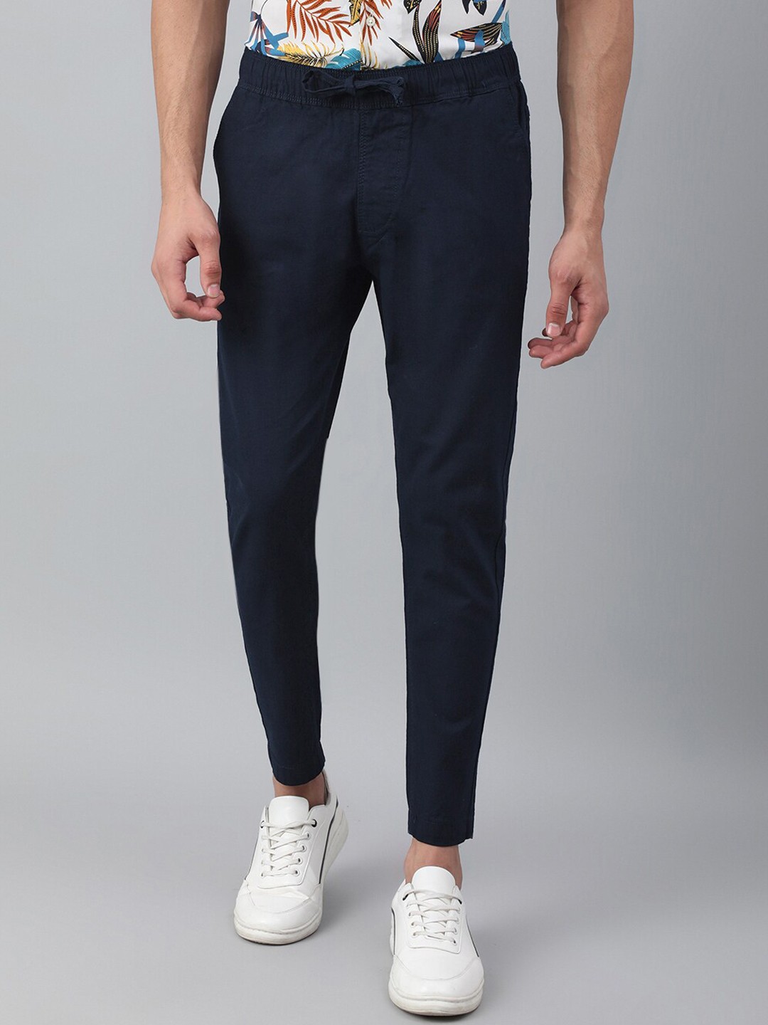 

Code 61 Men Navy Blue Low-Rise Stretchable Joggers