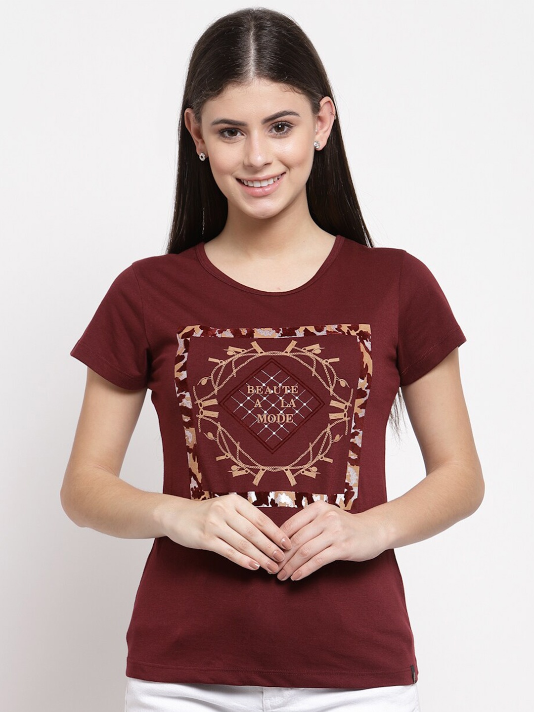 

Juelle Women Maroon Printed Slim Fit T-shirt