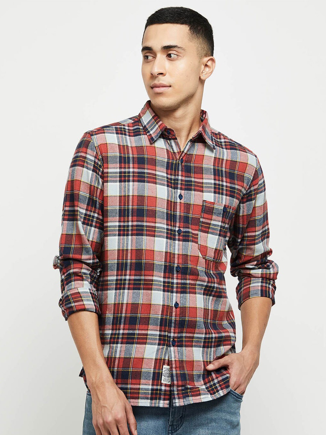 

max Men Red Classic Tartan Checked Cotton Casual Shirt