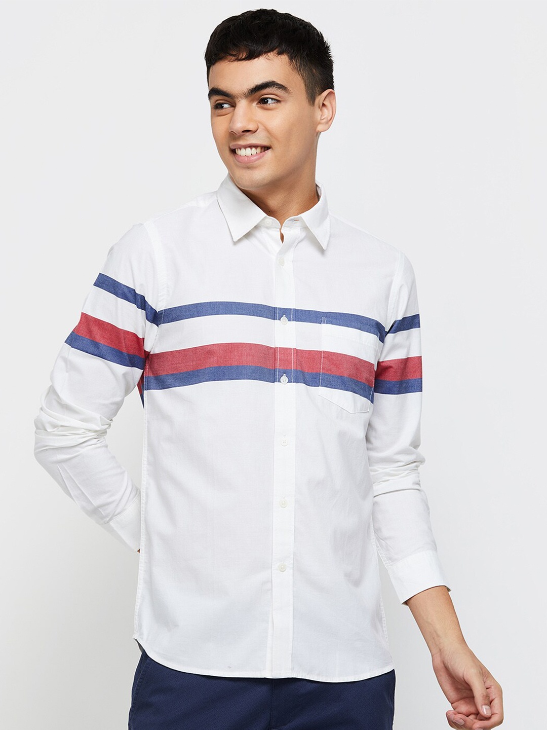 

max Men White Classic Horizontal Striped Cotton Casual Shirt