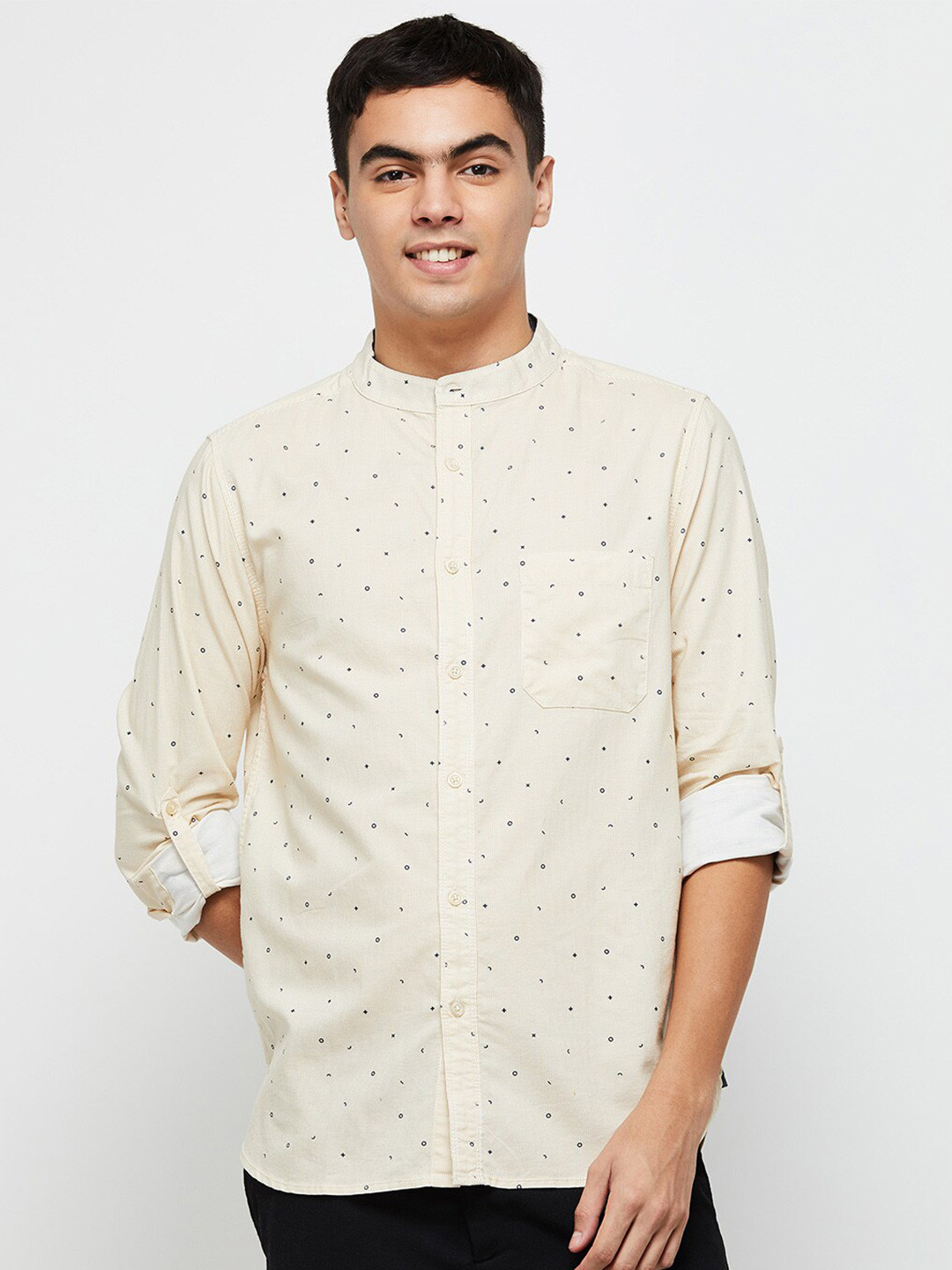 

max Men Yellow Classic Printed Cotton Casual Shirt