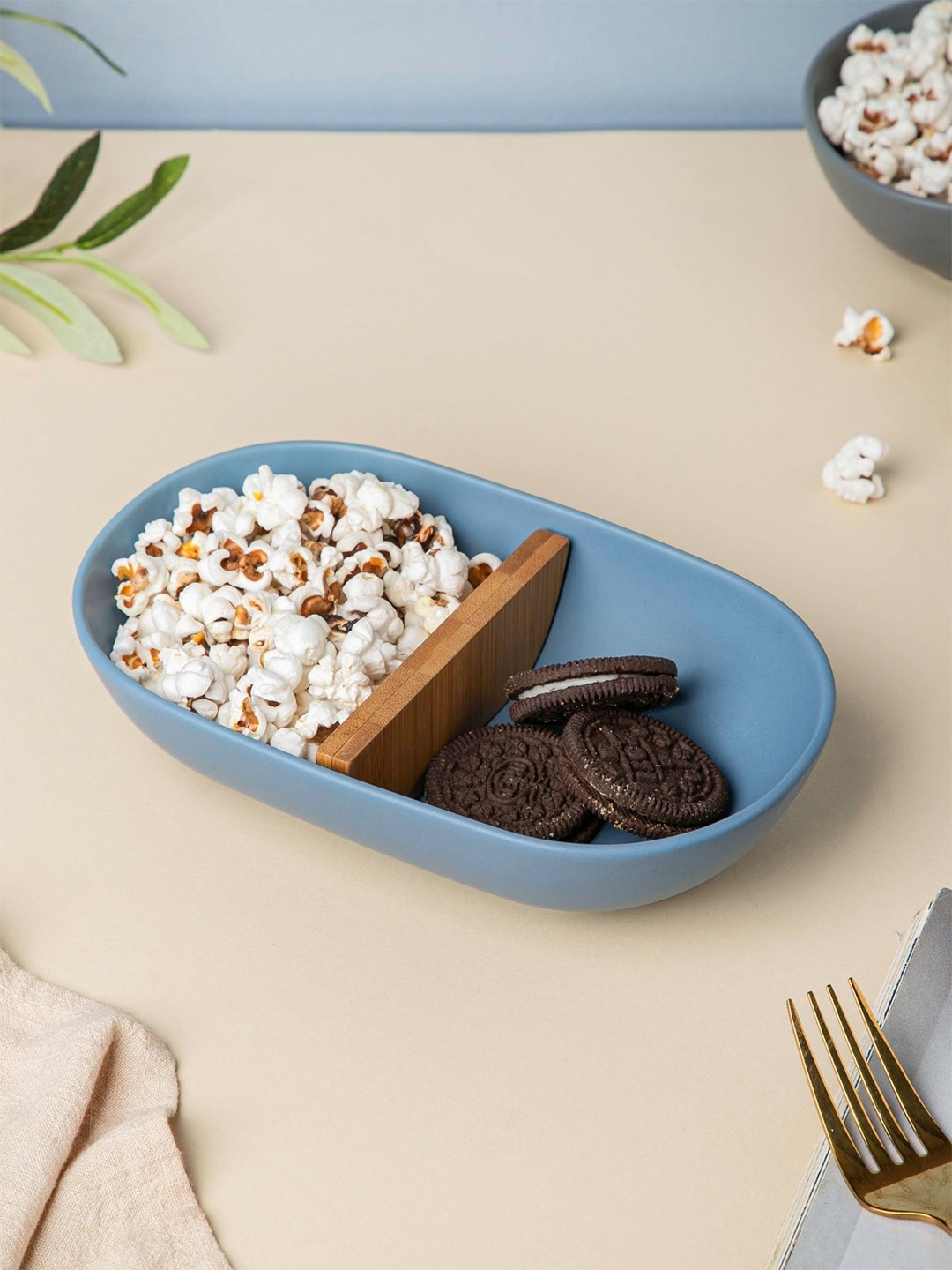 

Nestasia Blue Ceramic Matte Sectioned Bowl