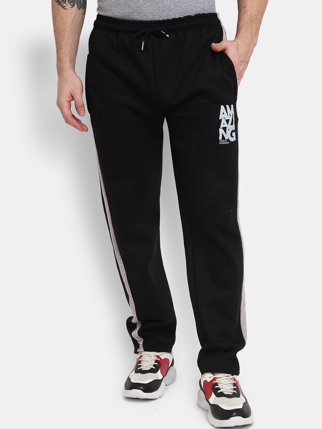 

V-Mart Men Black Solid Cotton Track Pants