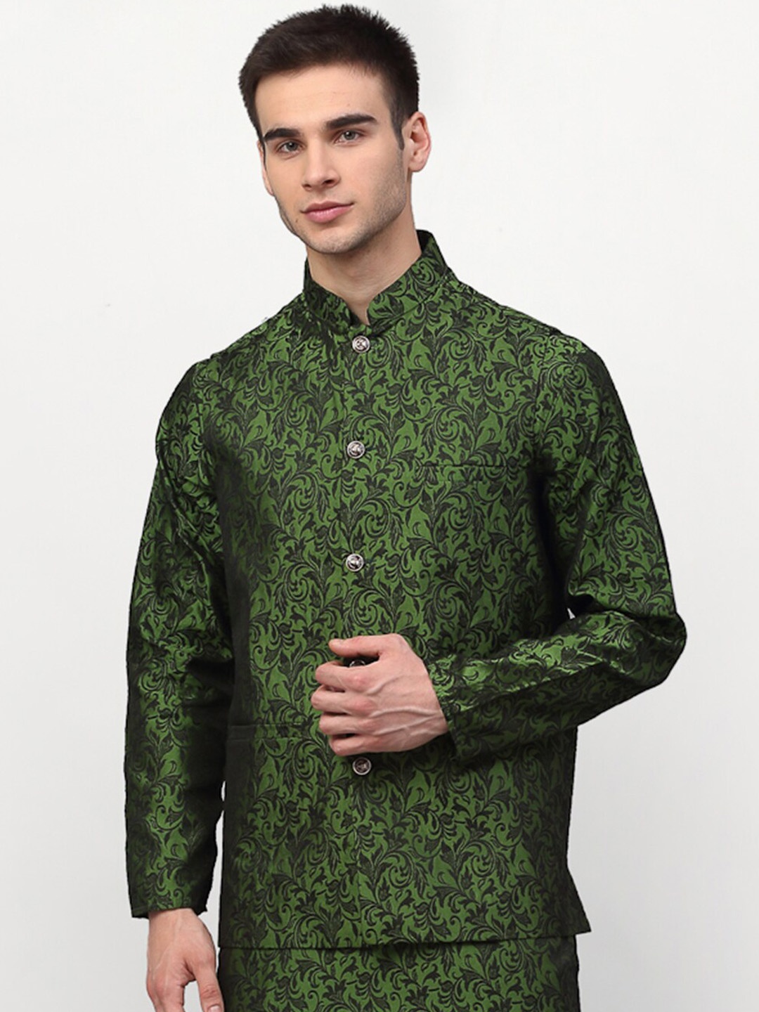 

Jompers Men Green Woven Design Nehru Jacket