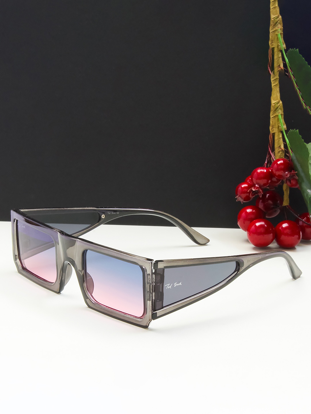 

Ted Smith Unisex Pink Lens & Gunmetal-Toned Shield Sunglasses with UV Protected Lens DOPE_C9, Grey
