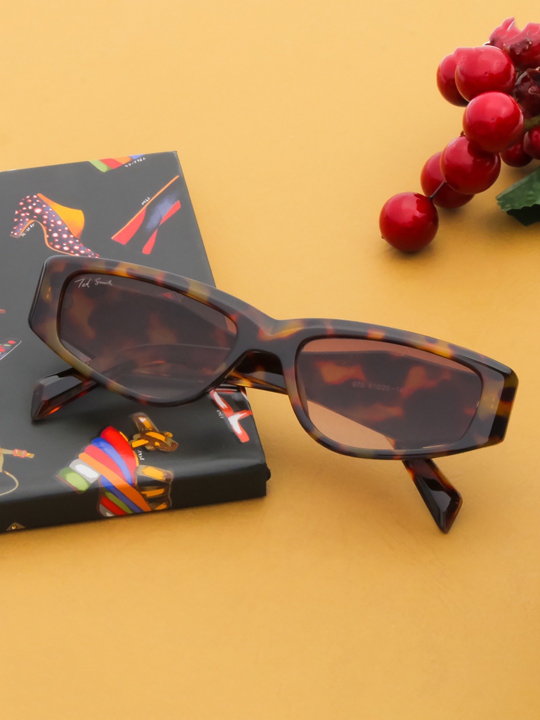 

Ted Smith Women Brown Lens & Brown Cateye Sunglasses with UV Protected Lens