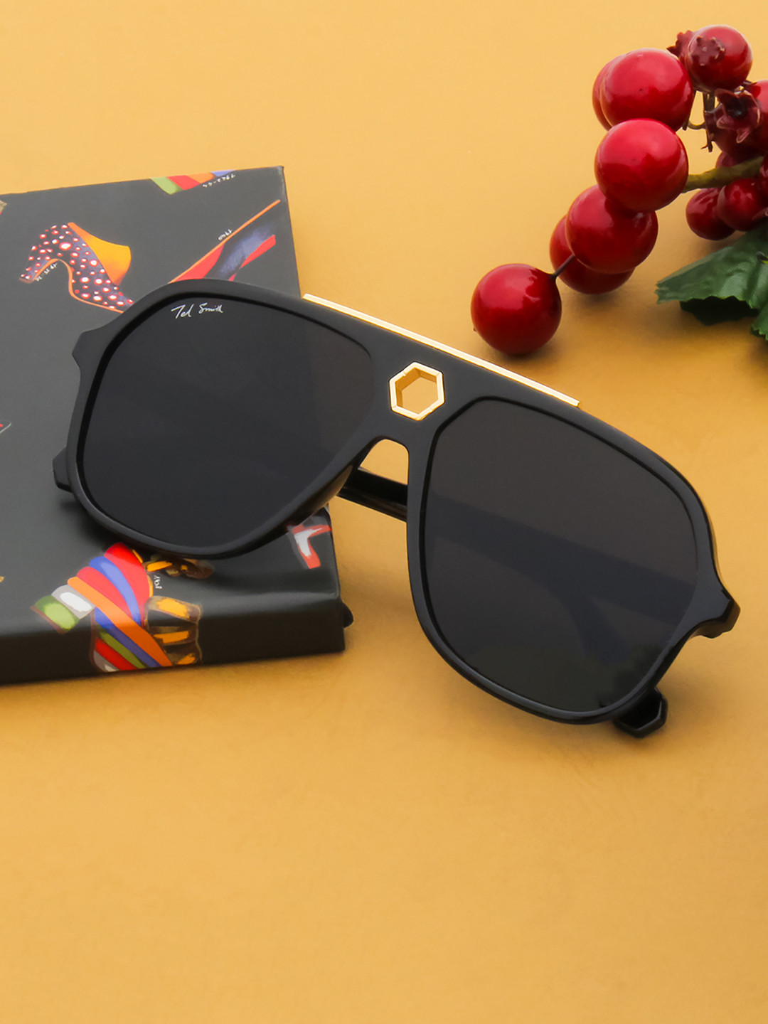 

Ted Smith Unisex Black Lens & Black Aviator Sunglasses with UV Protected Lens SHOOTER_C1
