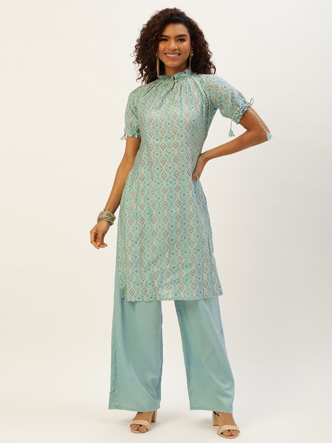 

Ethnovog Ethnic Motifs Printed Kurta With Palazzos, Blue