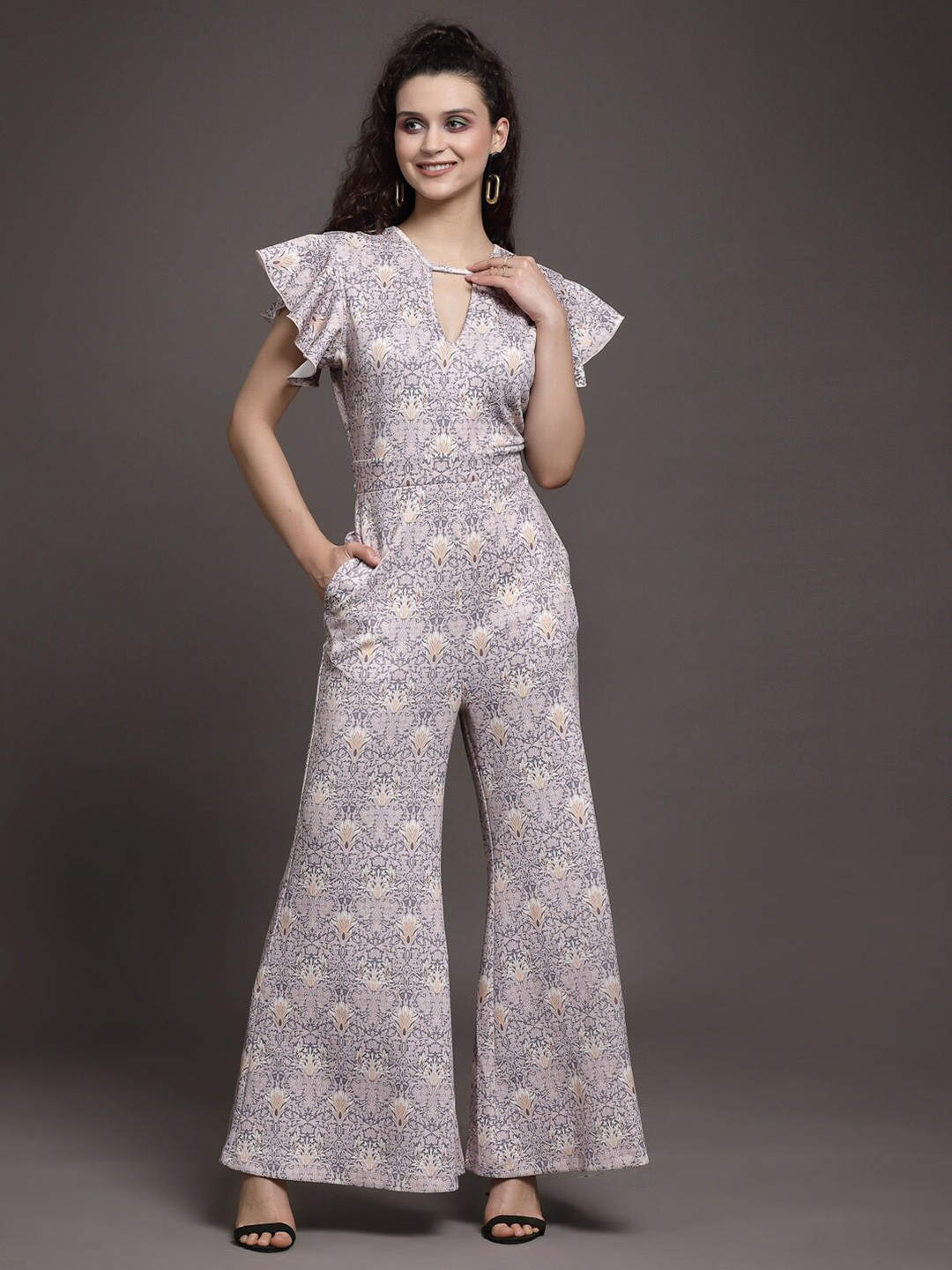 

KASSUALLY Grey & White Abstract Printed Basic Jumpsuit