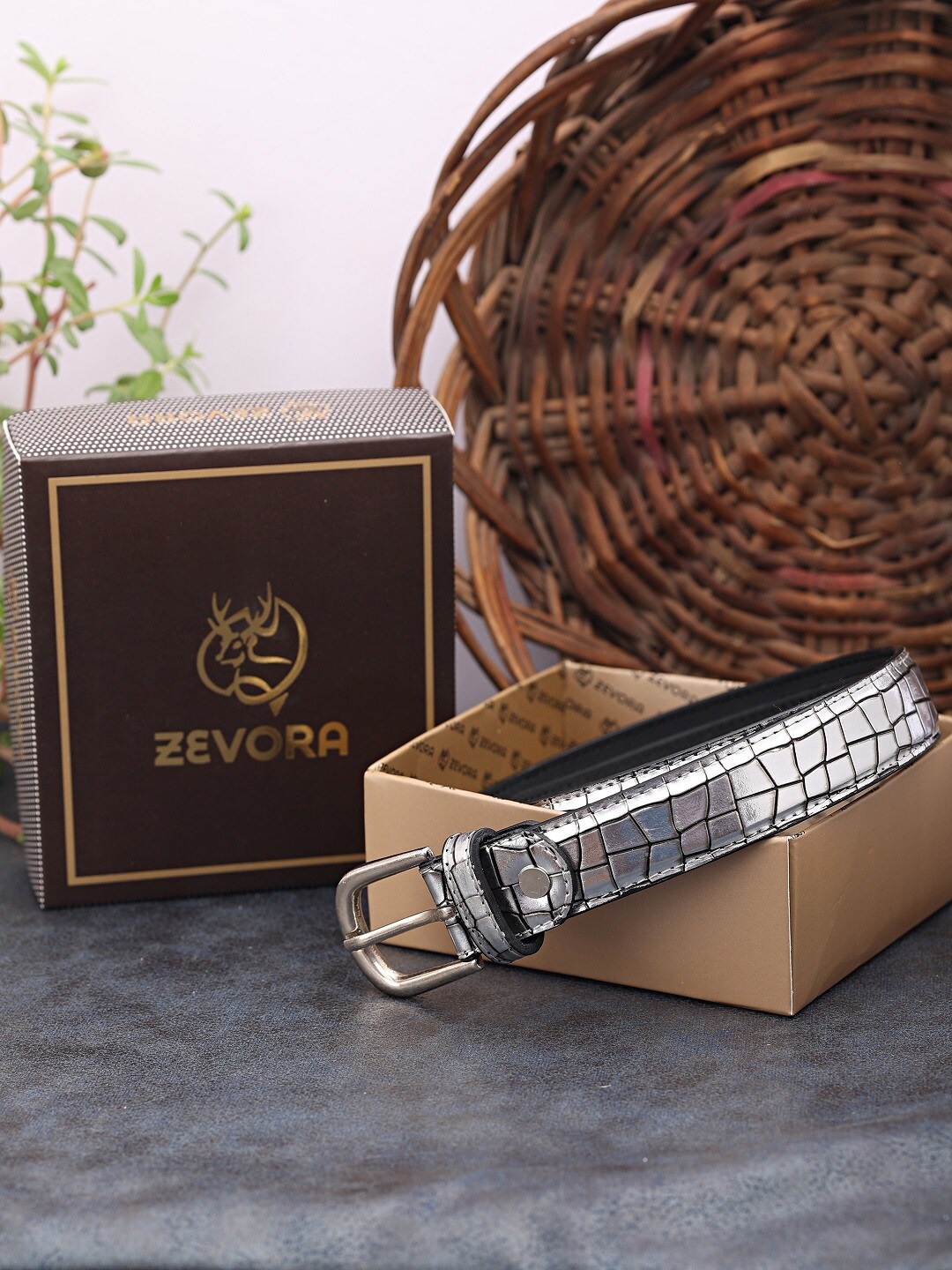 

ZEVORA Women Silver-Toned Textured PU Belt