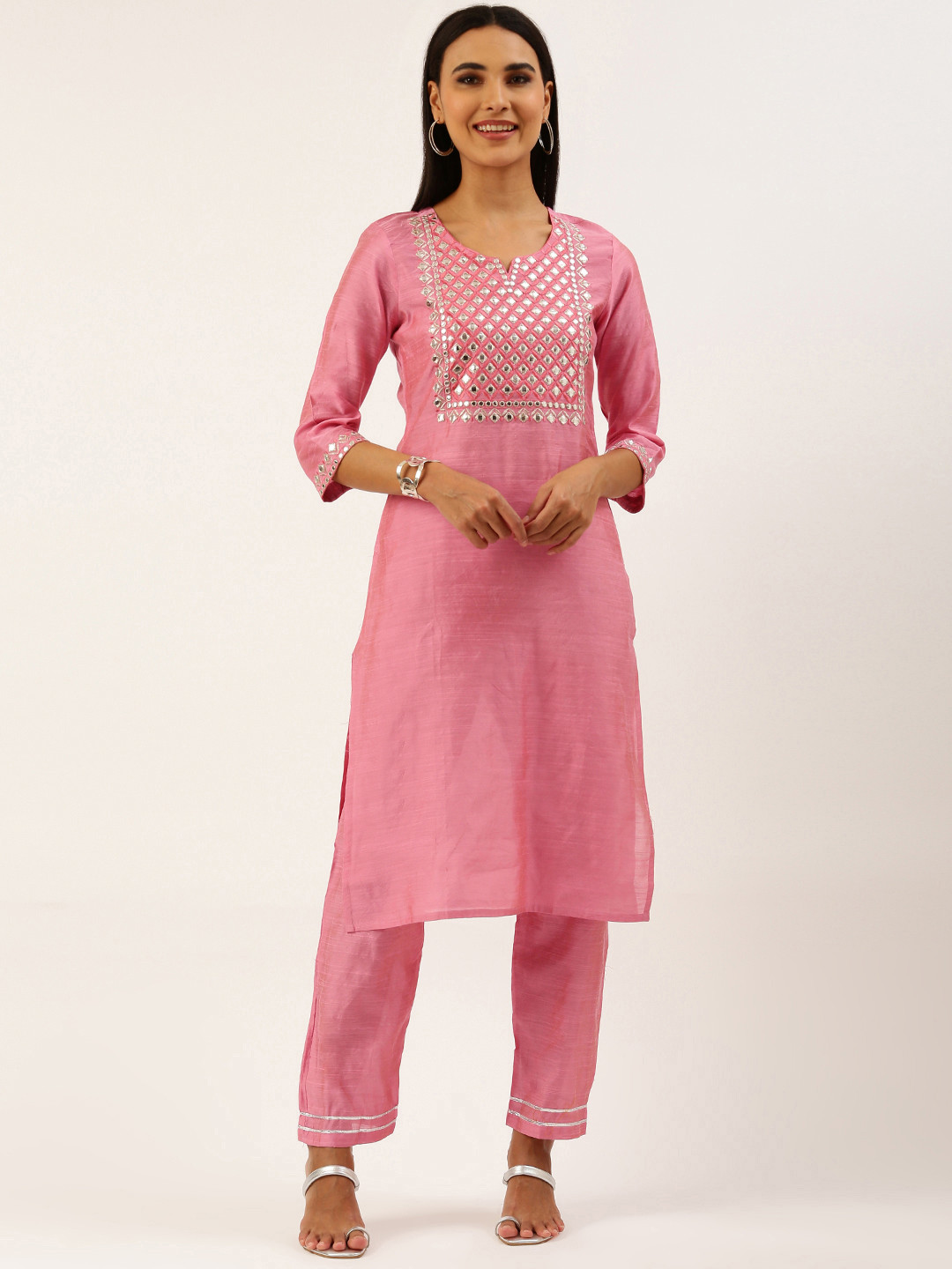 

SWAGG INDIA Women Pink Ethnic Motifs Embroidered Gotta Patti Kurta with Trousers