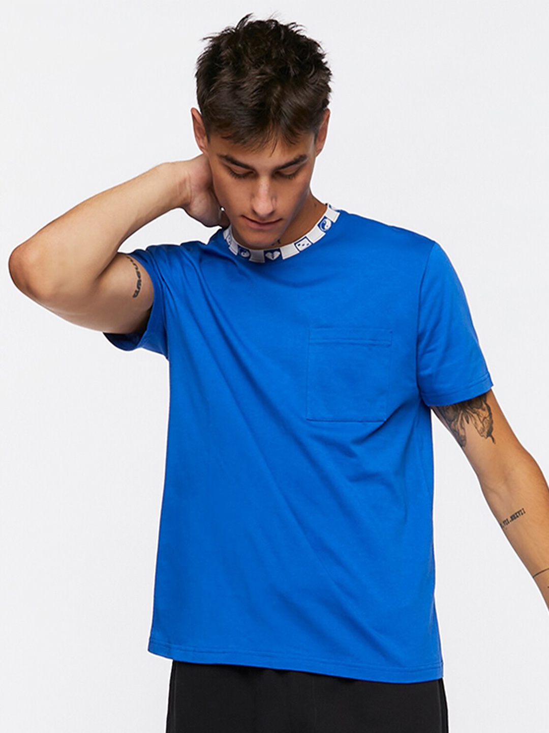 

FOREVER 21 Men Blue Printed T-shirt