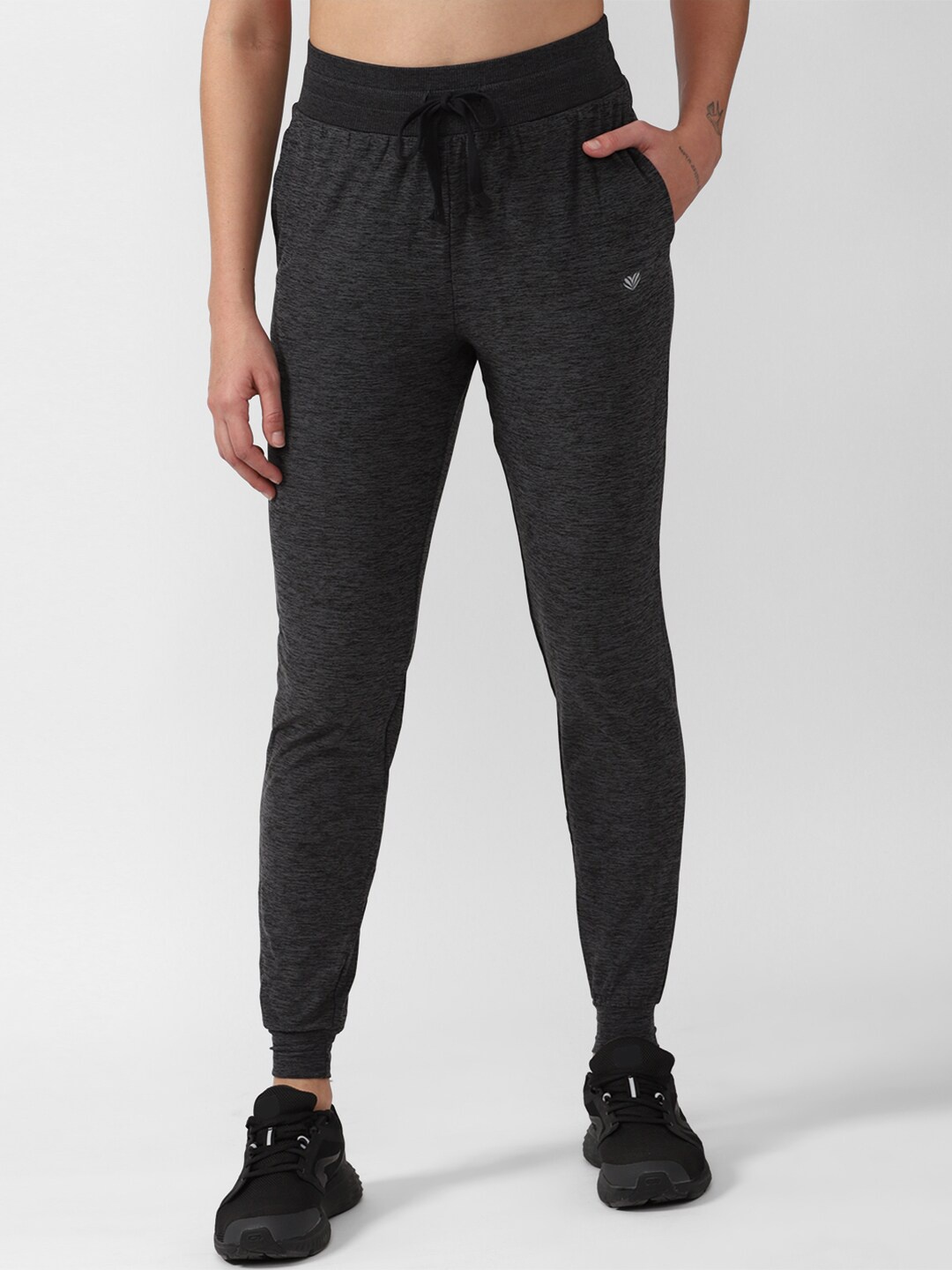 

FOREVER 21 Women Textured Sports Joggers Trousers, Black