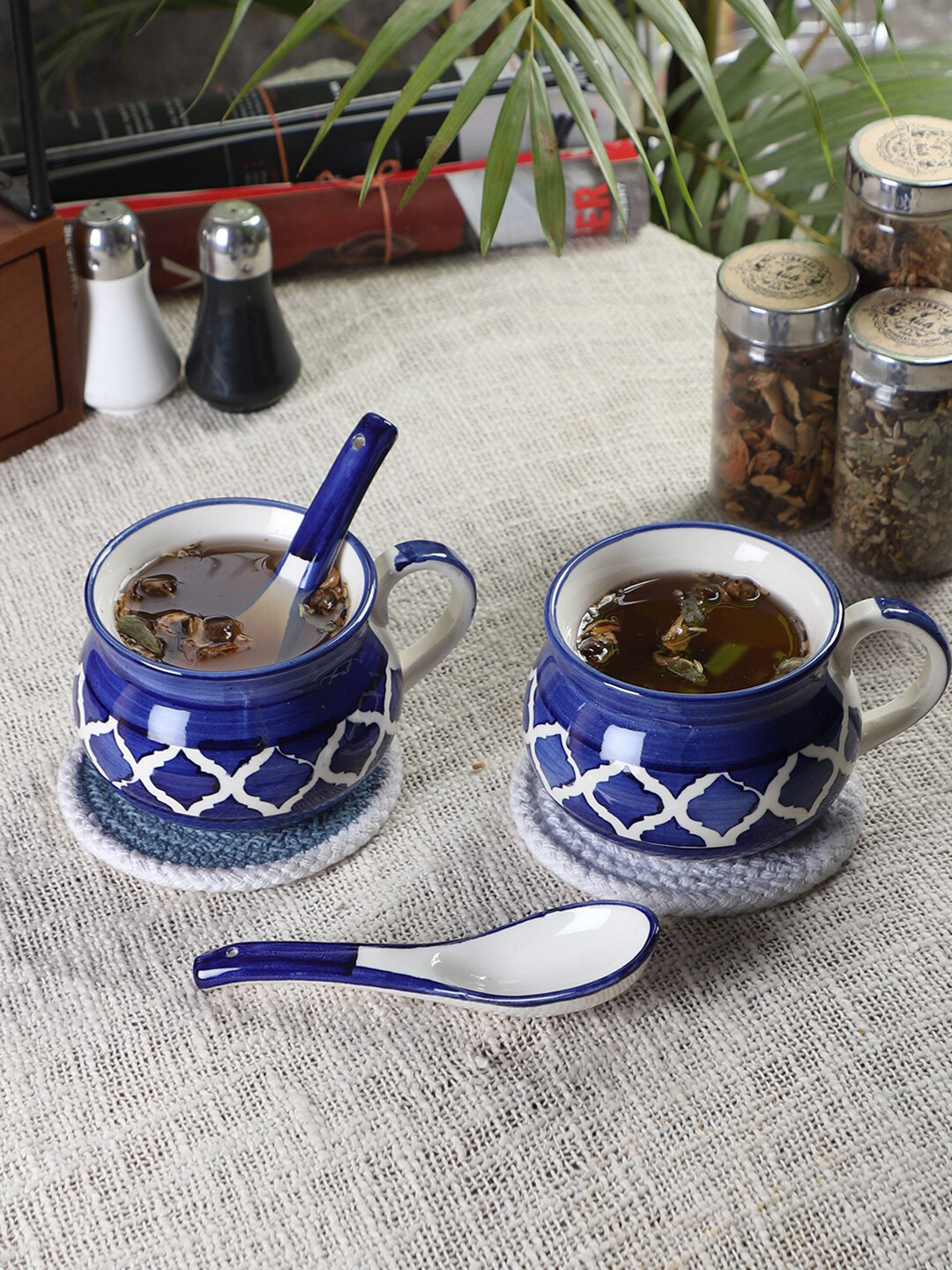 

CDI 3 Pieces Dishwasher And Microwave Safe Ceramic Soup Mugs And Spoons With Wooden Tray, Blue