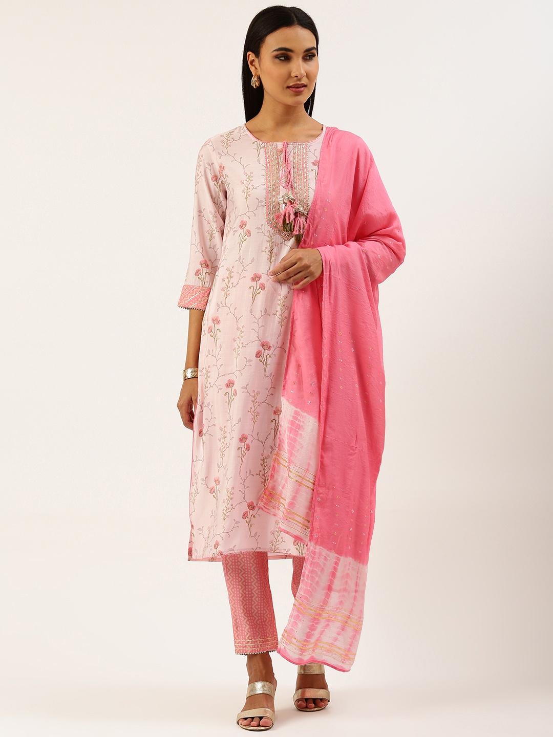 

HEEPOSH Women Pink Floral Printed Gotta Patti Kurta with Trousers & Dupatta