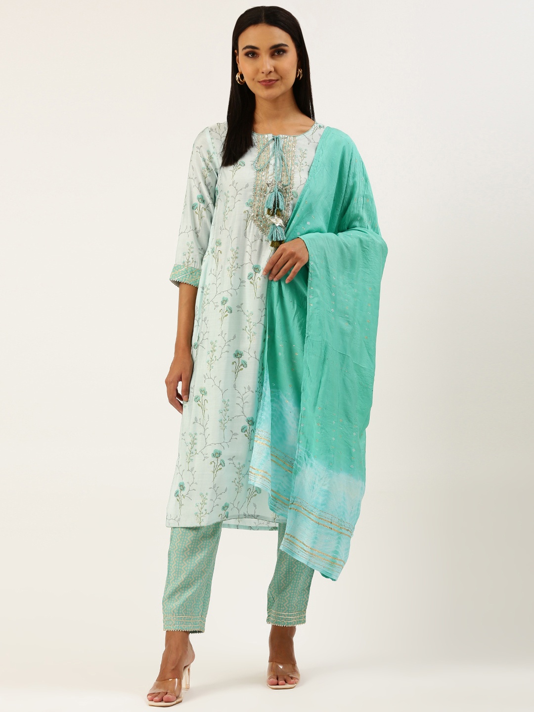 

HEEPOSH Women Blue Foil Print Gotta Patti Kurta with Trousers & Dupatta