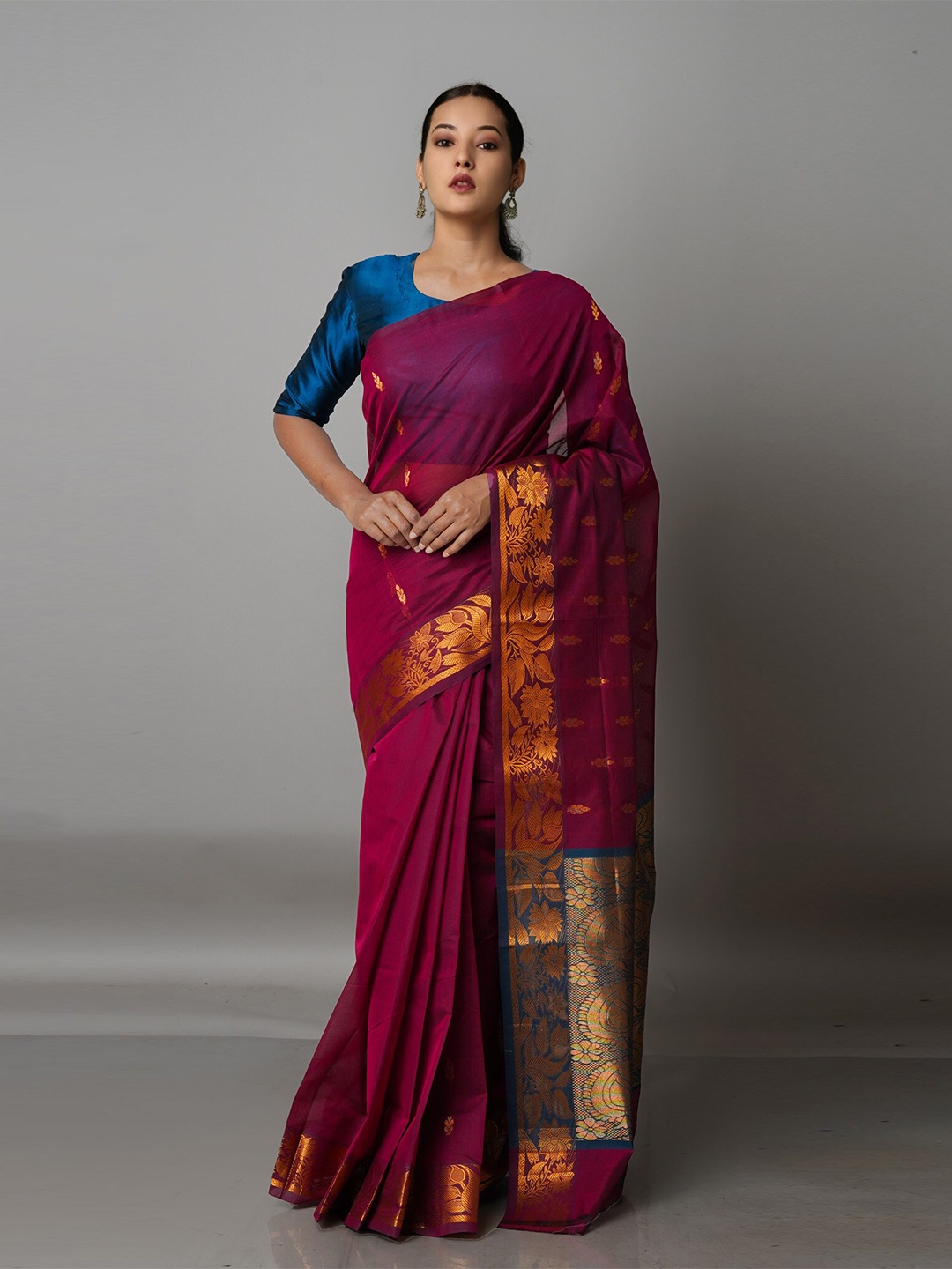 

Unnati Silks Pink & Gold-Toned Ethnic Motifs Zari Pure Cotton Gadwal Saree