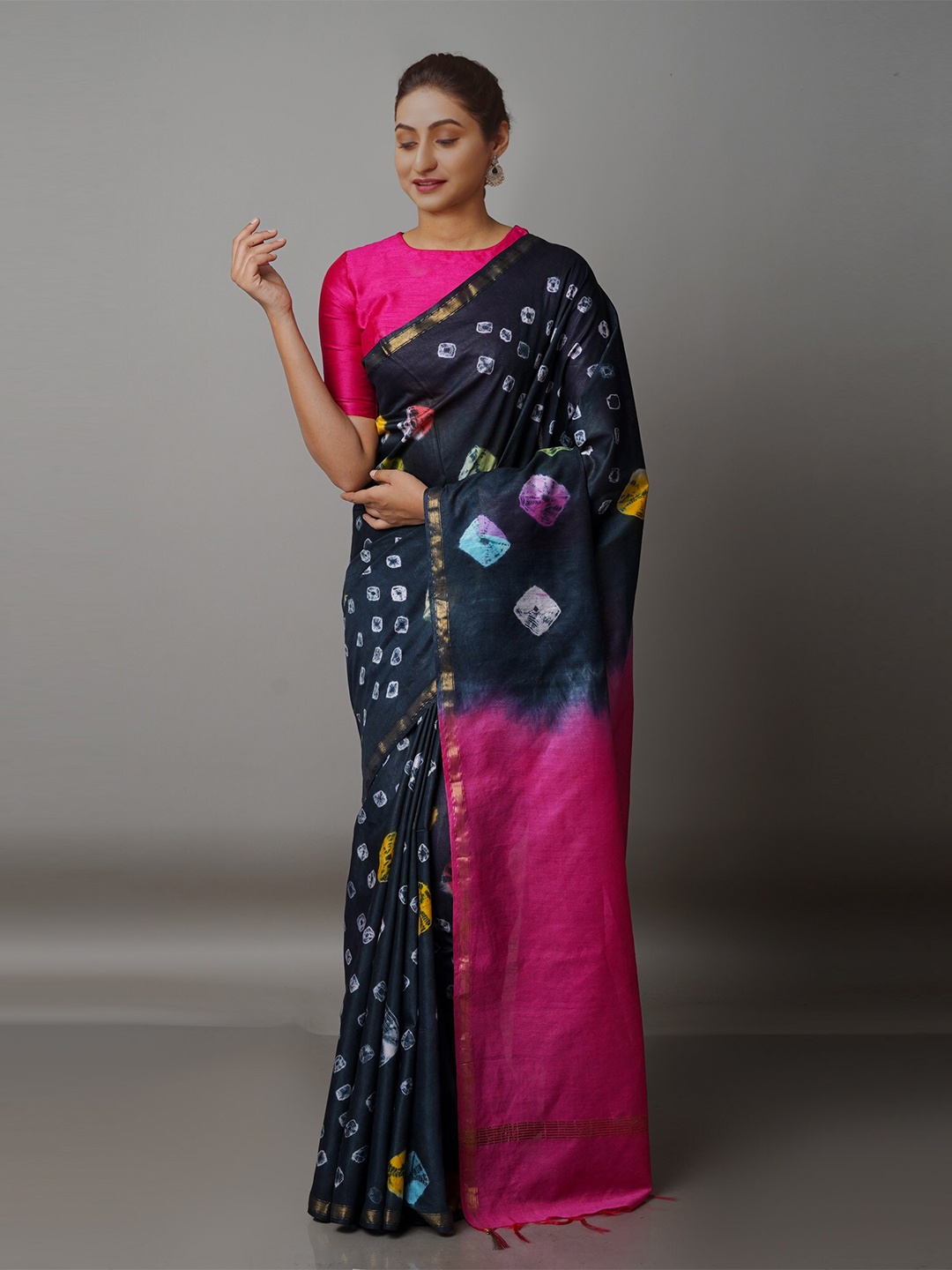 

Unnati Silks Grey & Pink Bandhani Zari Silk Cotton Chanderi Saree