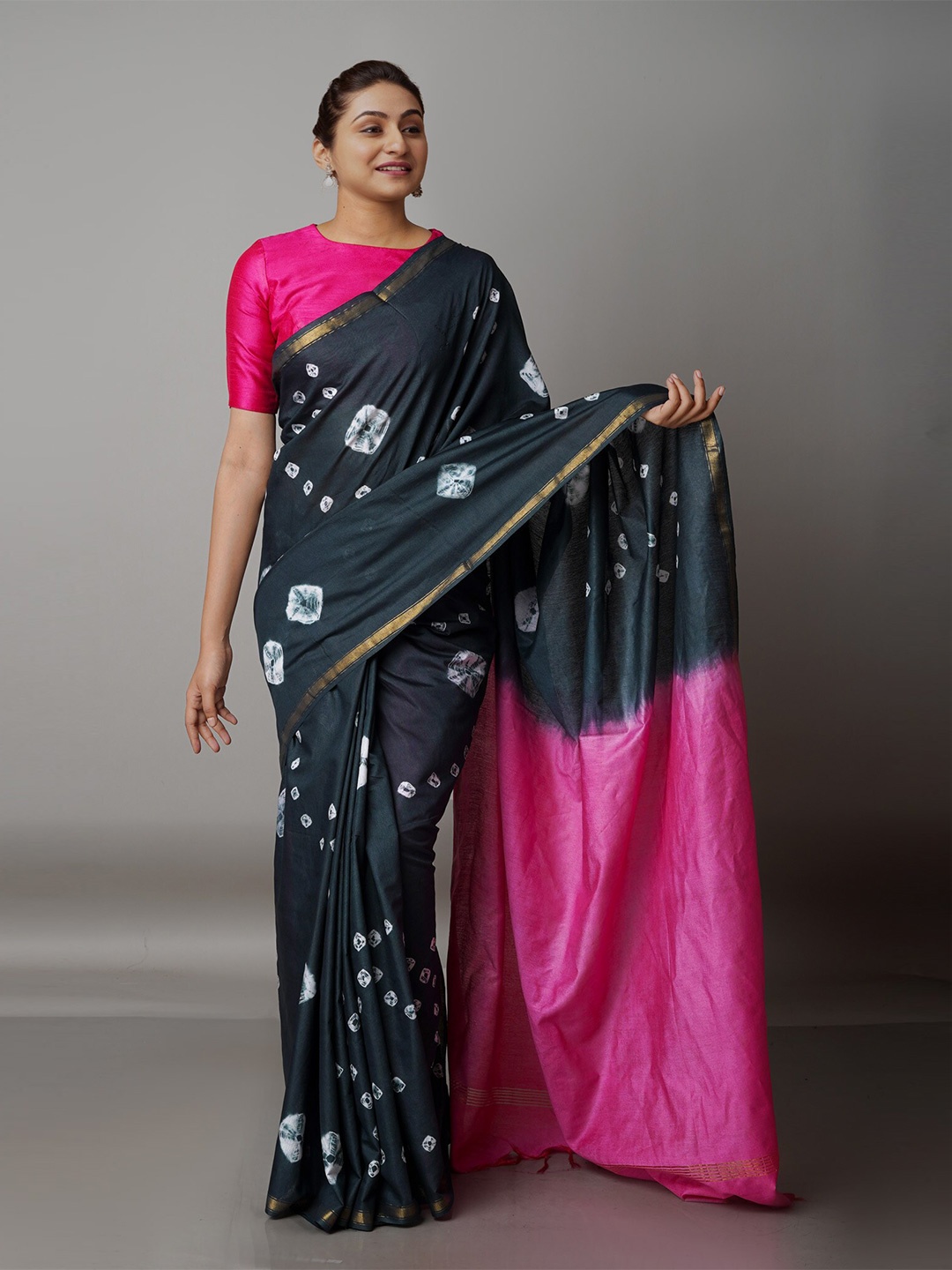 

Unnati Silks Grey & Pink Bandhani Zari Silk Cotton Chanderi Saree