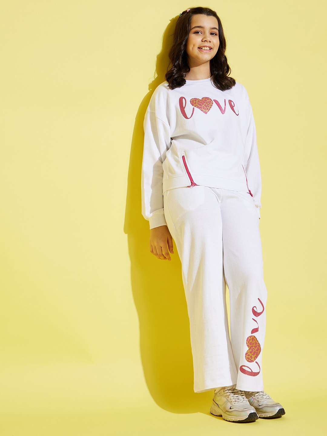 

Noh Voh - SASSAFRAS Kids Girls White & Pink Printed Sweatshirt With Track Pant