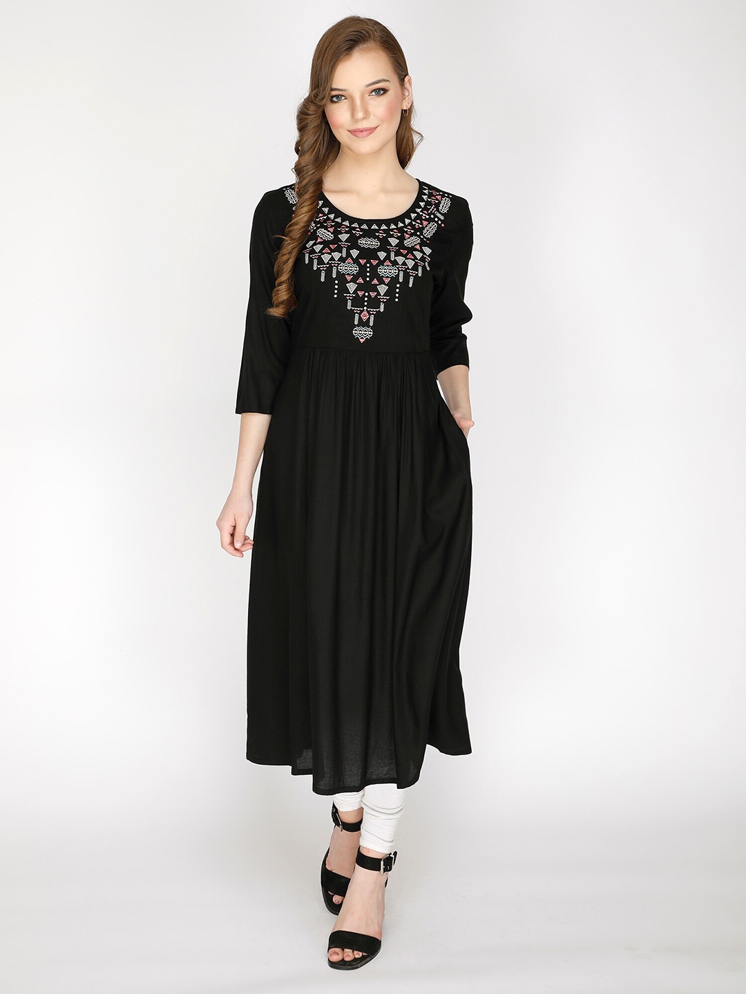 

shashvi Women Black Embroidered Anarkali Kurta