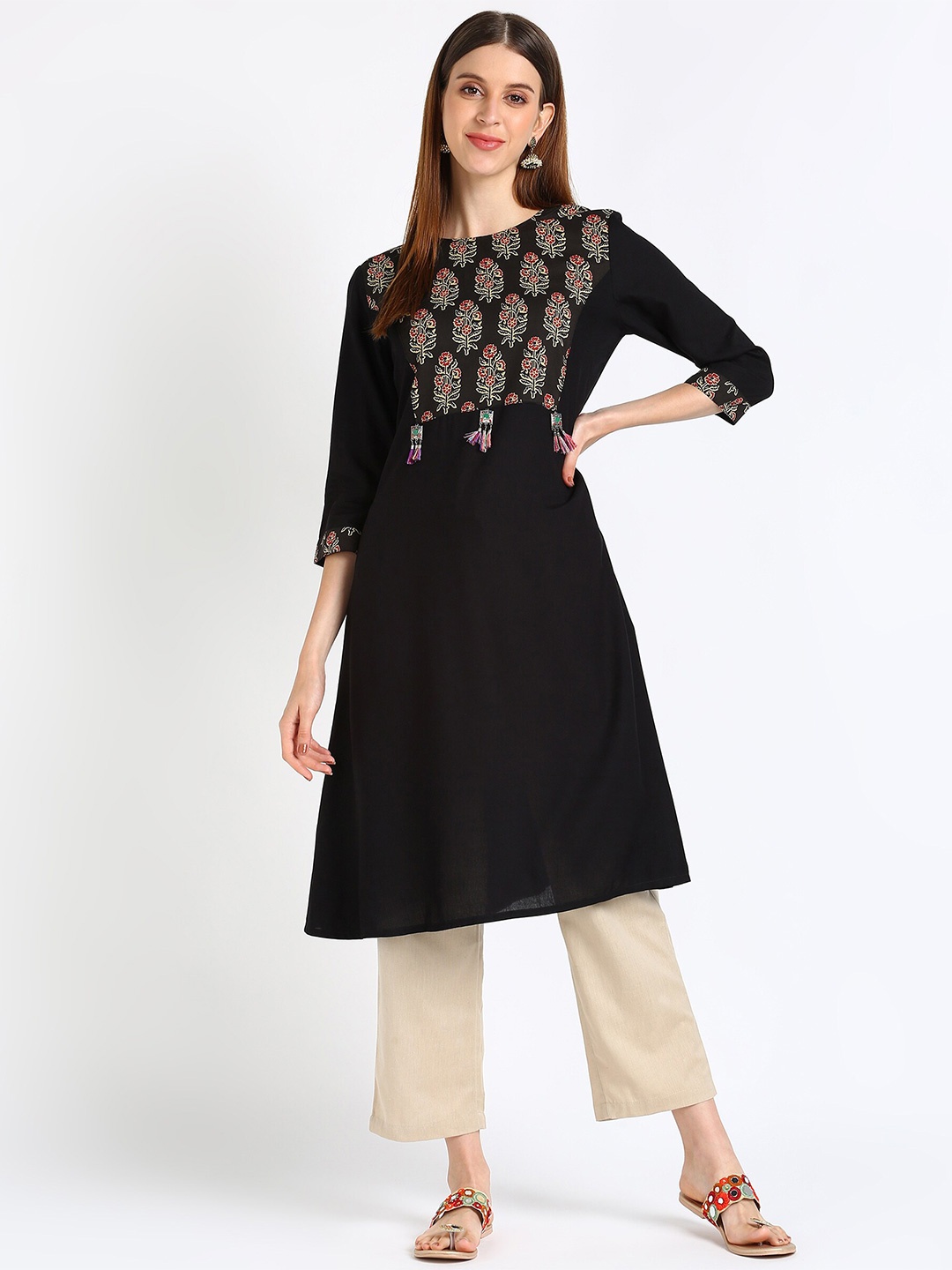 

shashvi Women Black Floral Printed Kurta