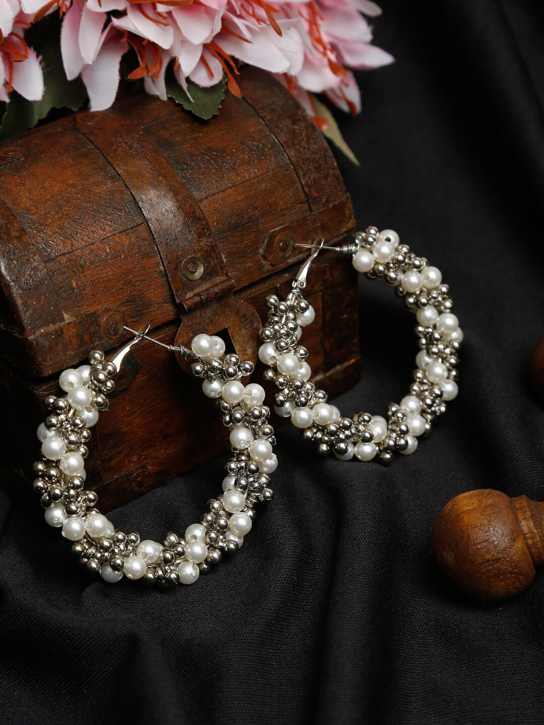 

Dhrohar Silver-Plated Contemporary Hoop Earrings