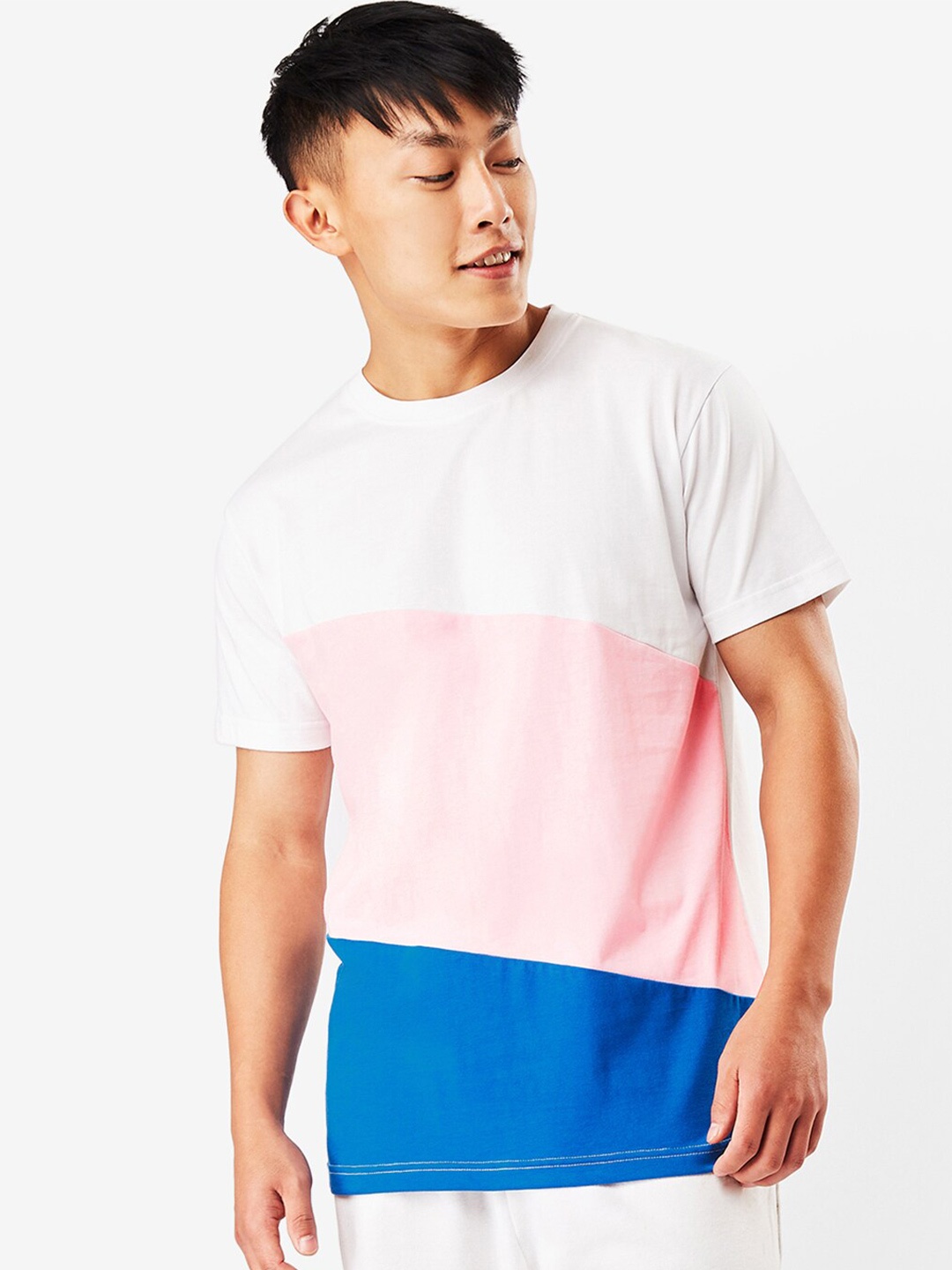 

Bewakoof Men White & Pink Cotton Colourblocked T-shirt