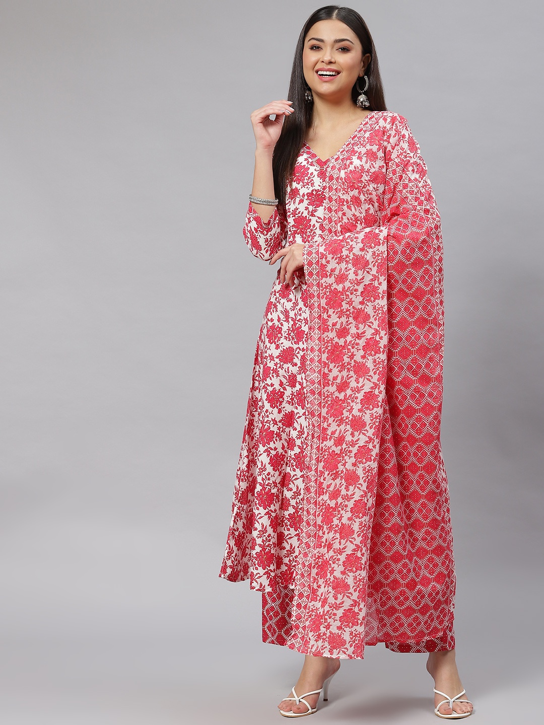 

mokshi Women Red & White Floral Printed Kurta with Palazzos & Dupatta