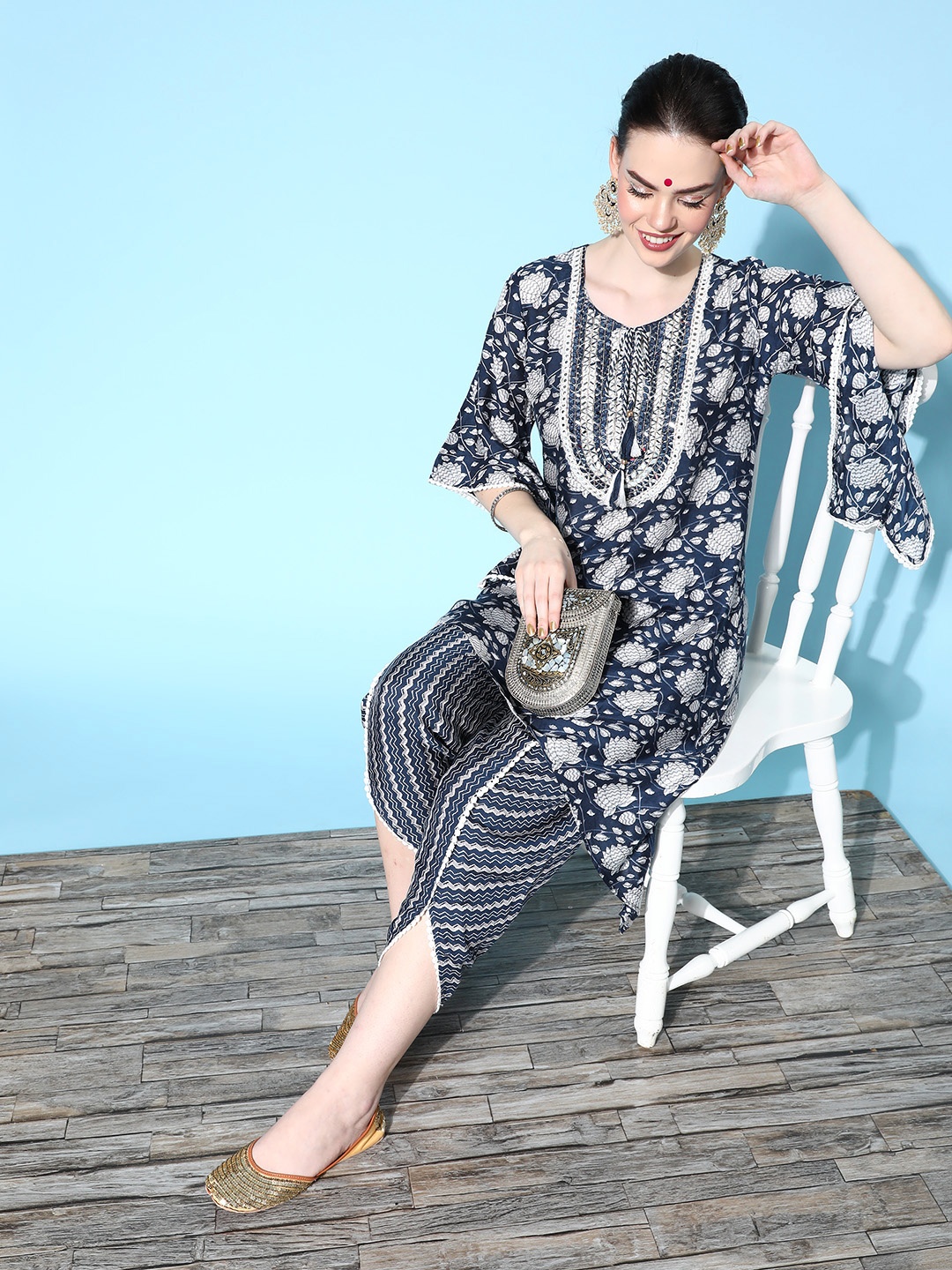 

ZOLA Women Navy Blue & White Floral Printed Tiered Gotta Patti Kurta with Dhoti Pants