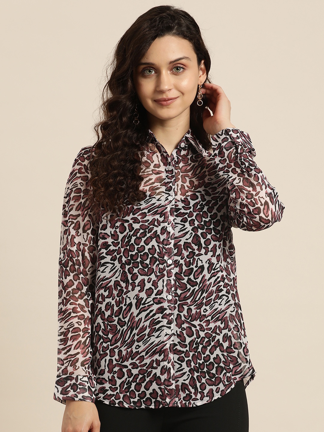 

Qurvii Women Burgundy Smart Animal Printed Casual Shirt