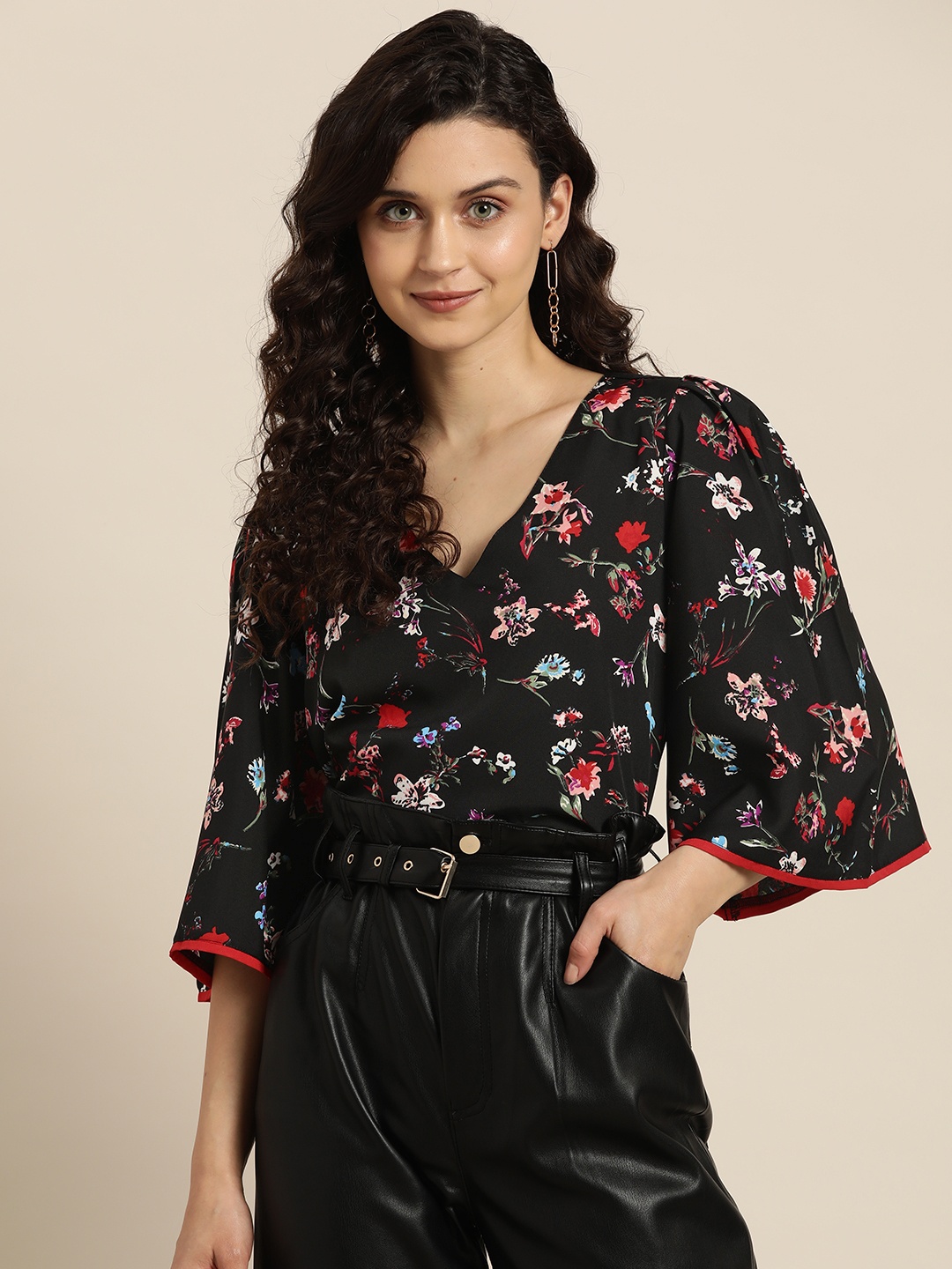 

Qurvii Women Black & Multicoloured Floral Print Flared Sleeves Crepe Top