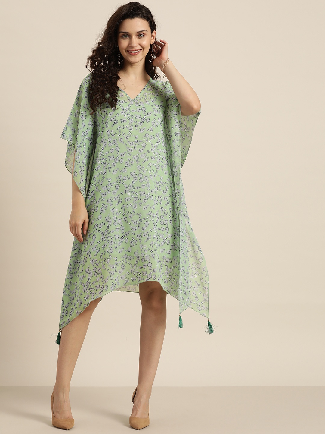 

Qurvii Green Floral Georgette Kaftan Dress