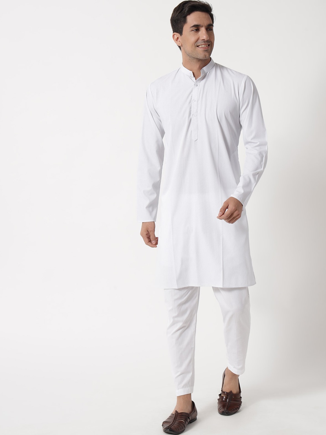 

MAXENCE Men White Striped Pure Cotton Kurta with Pyjamas