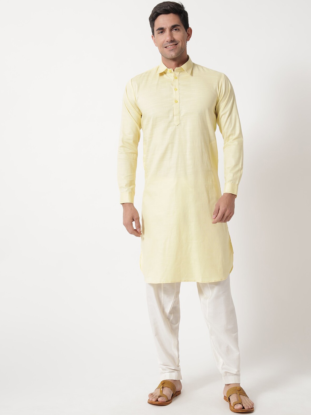 

MAXENCE Men Yellow Pure Cotton Kurta with Pyjamas