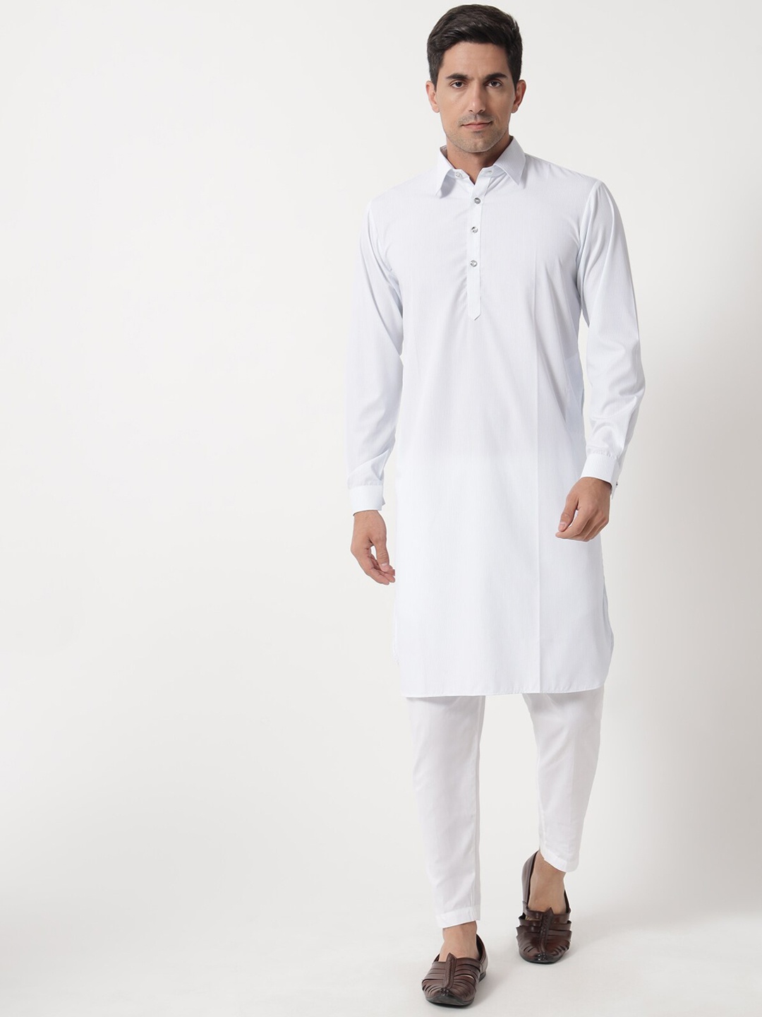 

MAXENCE Men White Striped Pure Cotton Kurta with Pyjamas