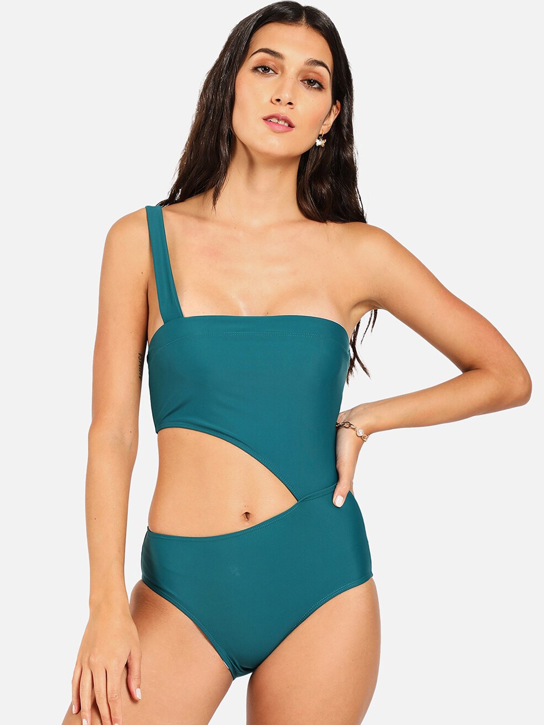 

HAUTE SAUCE by Campus Sutra Women Green Solid Cut-Out Swimsuit