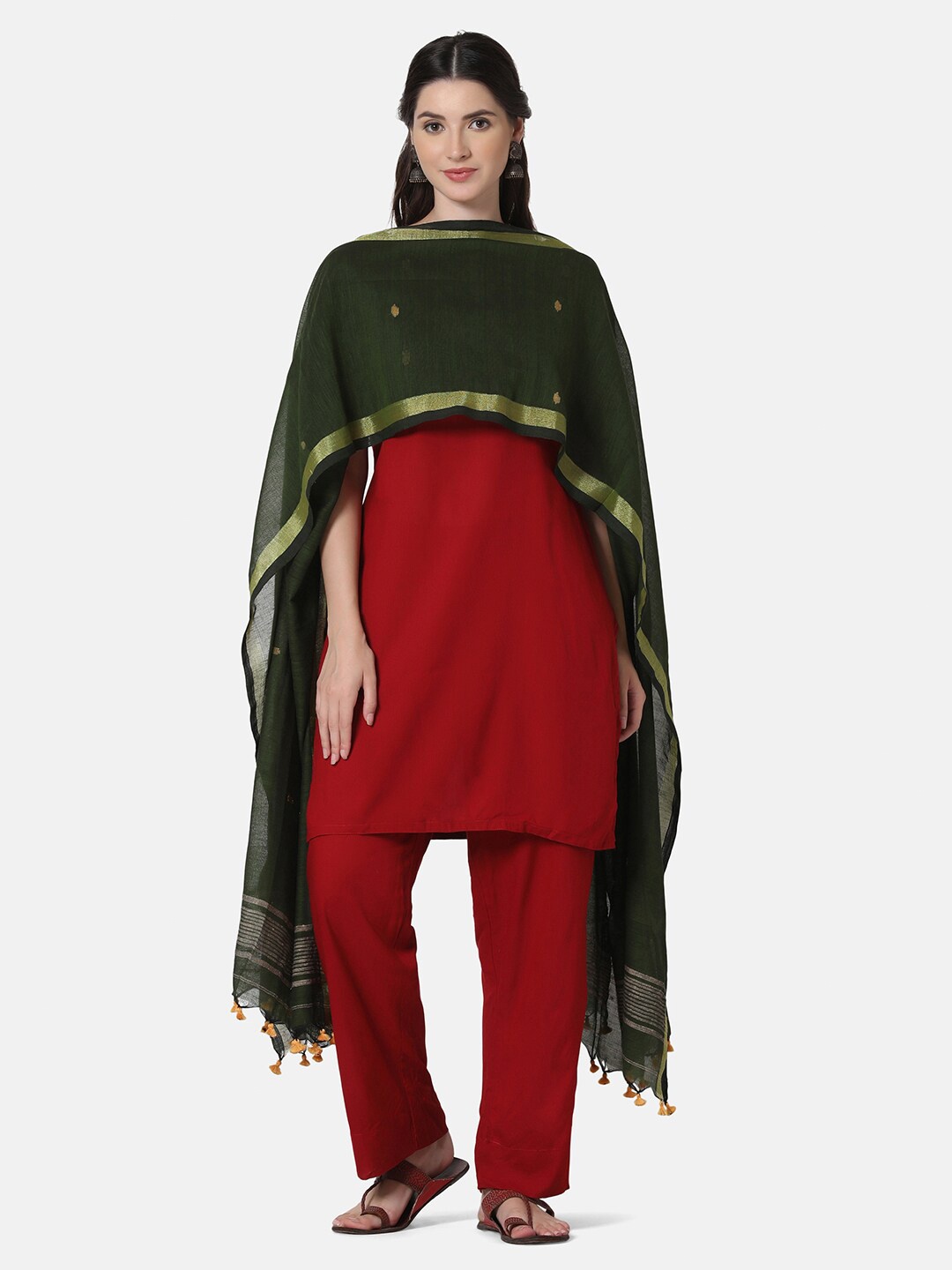 

THE WEAVE TRAVELLER Green & Gold-Toned Woven Design Pure Cotton Dupatta with Zari