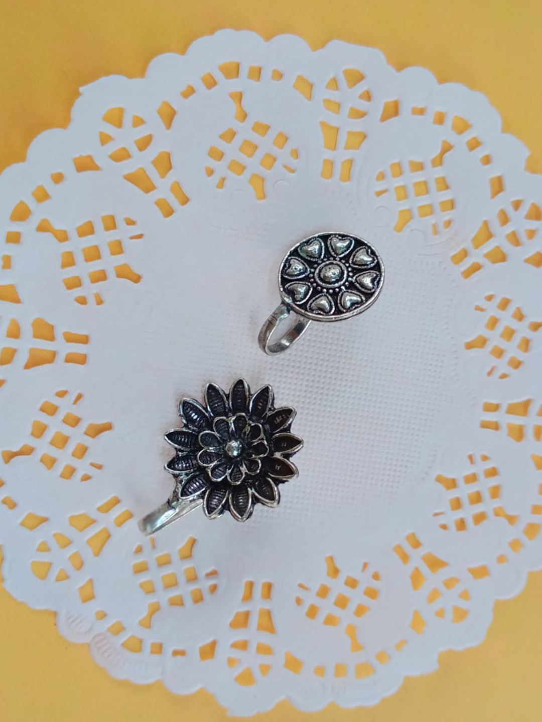 

FIROZA Set Of 2 Oxidised Silver-Toned Nosepin