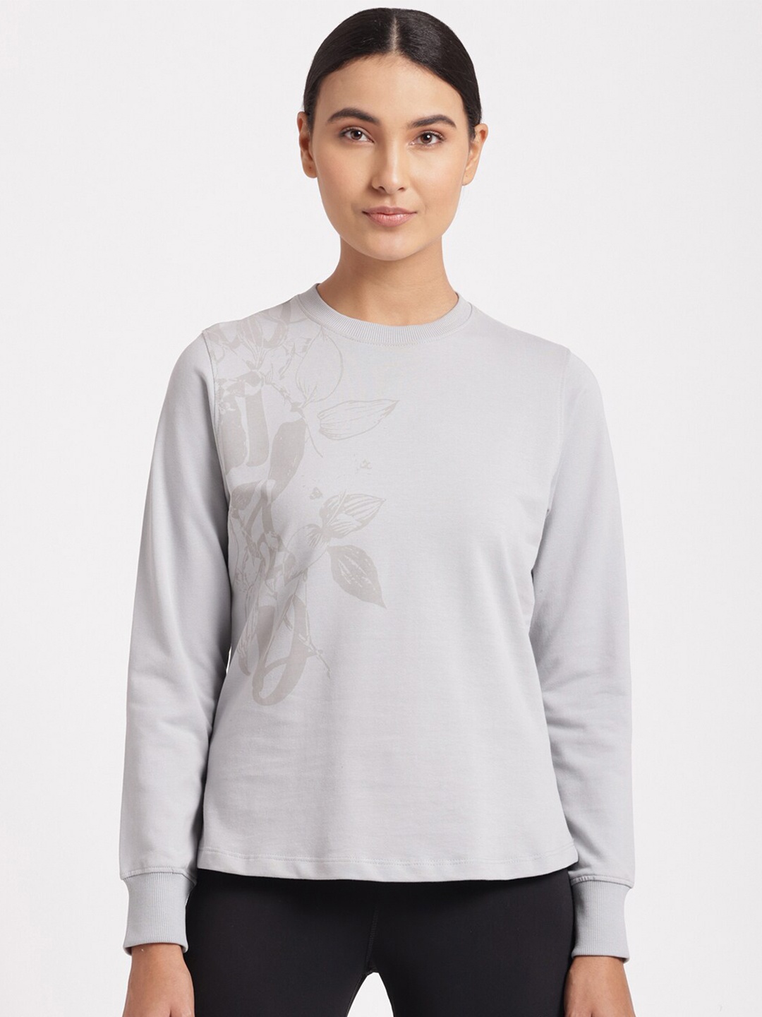 

Wildcraft Women Grey Printed Cotton Sweatshirt